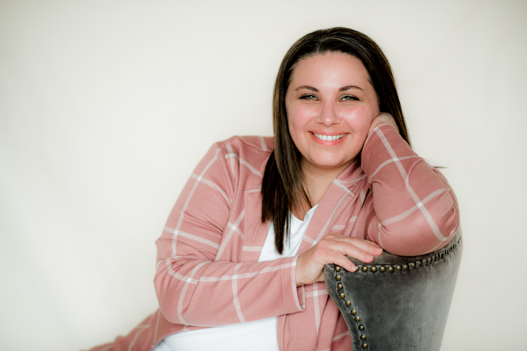 Portrait of Kim Sabin, professional Oregon Doula- Birthing Days portland best birth and labor doula support and services