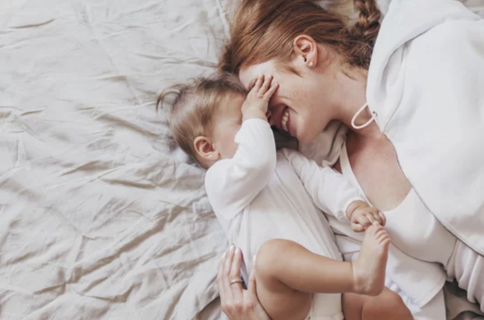 birthing days doula for hire for pregnant and expecting mothers and families, and partners for education, support, and help in washington county oregon