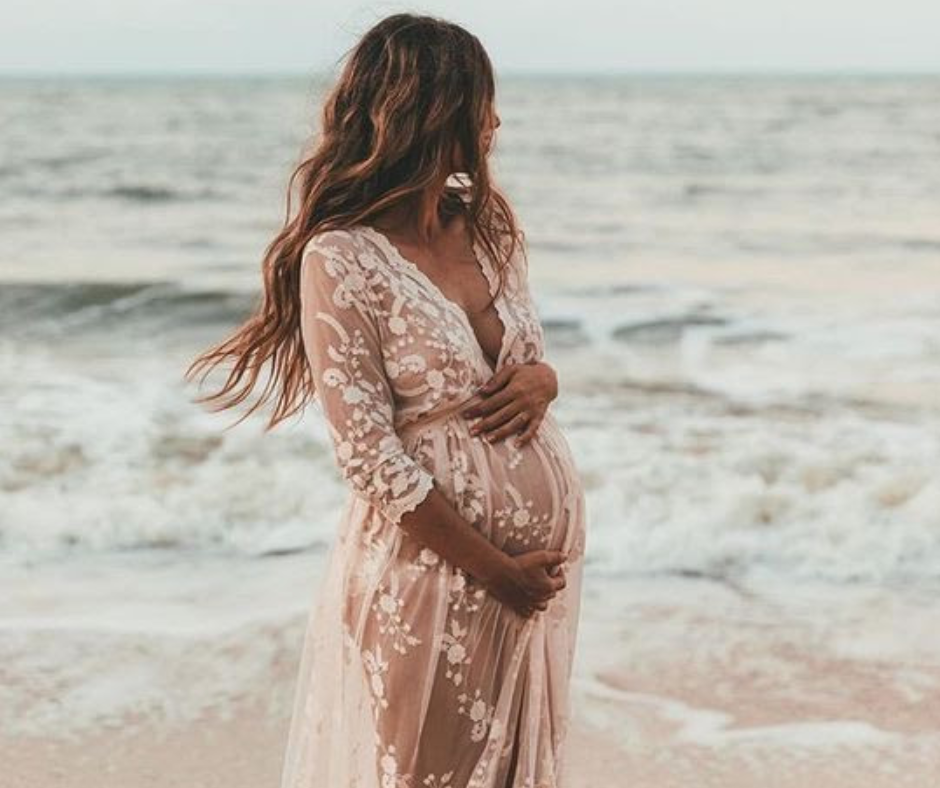 Portland Oregon Doula Education and support services for expecting mothers. Photo of happy pregnant couple with maternity photos of birth choices